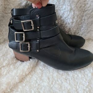 Fortress of Inca Black Leather‎ Triple Buckle Moto Ankle Boots sz 9